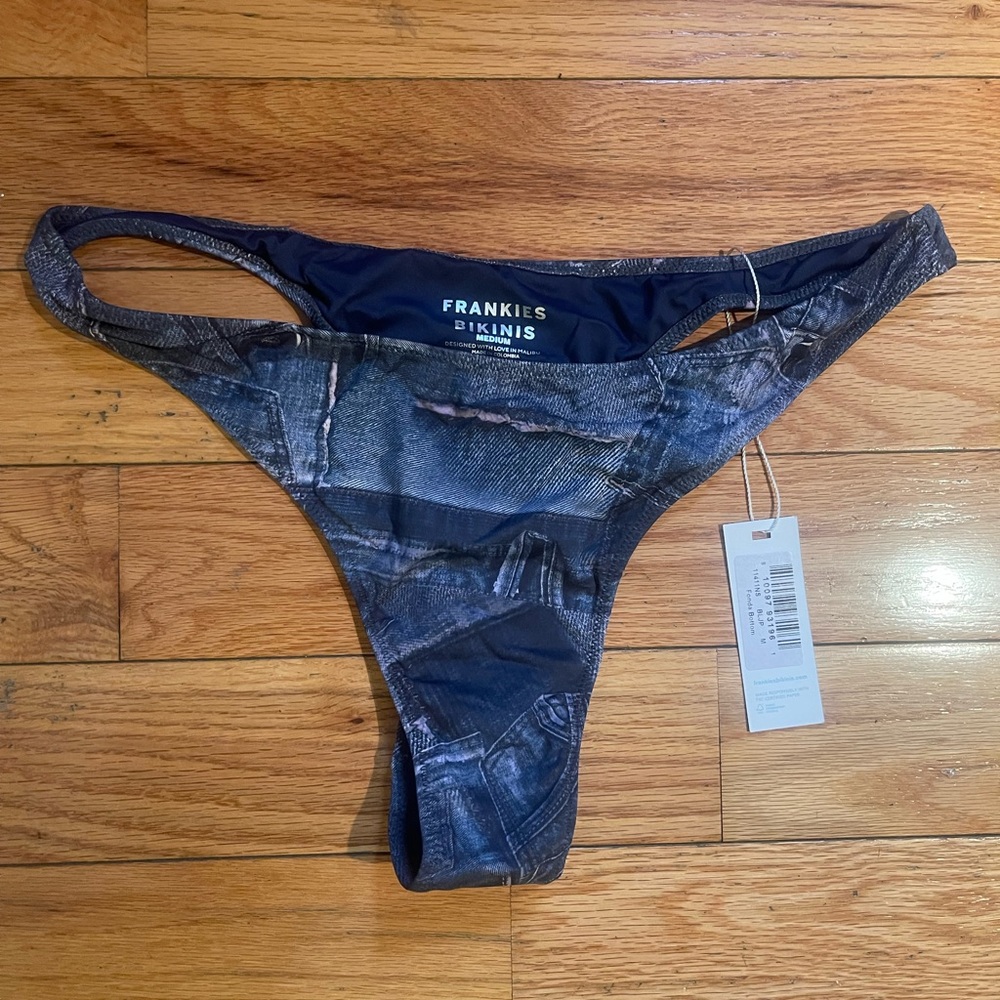 Frankie’s Bikini ‘Fonda’ bottom